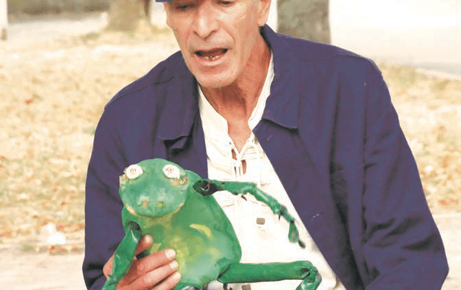 Capitaine Pigouille et la grenouille.
